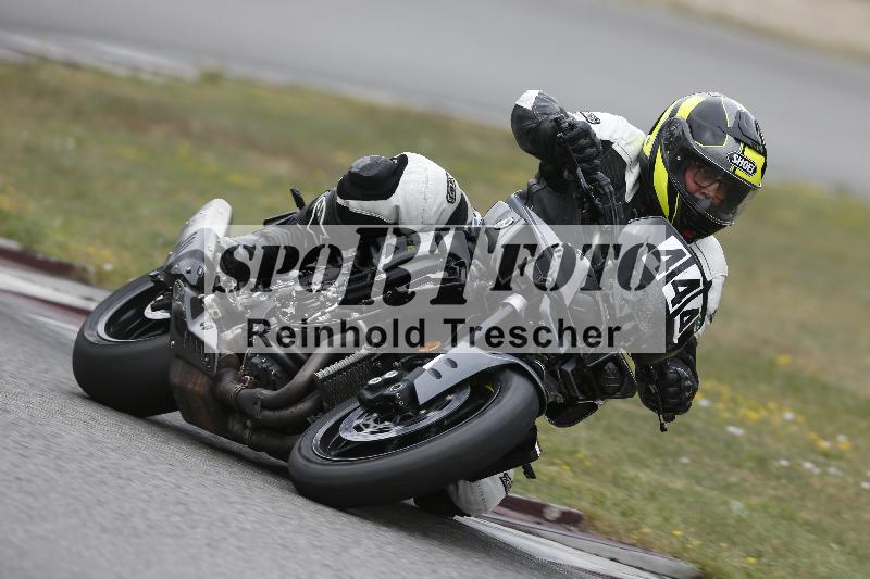 /37 09.08.2026  Pluess Motosport ADR/Freies Fahren/444